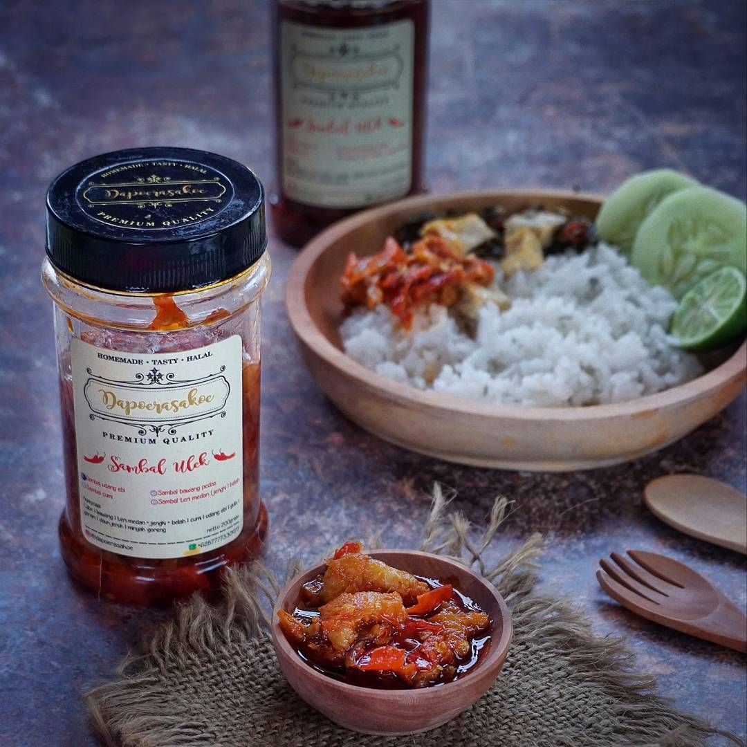 cetak stiker label sambal ulek merek dapoerrasakoe kemasan botol plastik