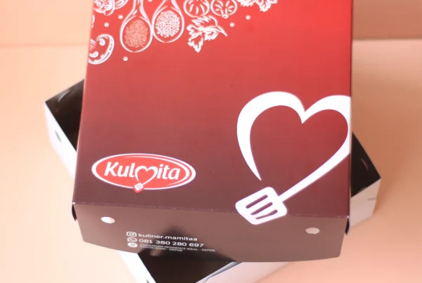 Printing box makanan dus nasi 18x18x7 model tutup pisah merek kulmita desain maroon premium