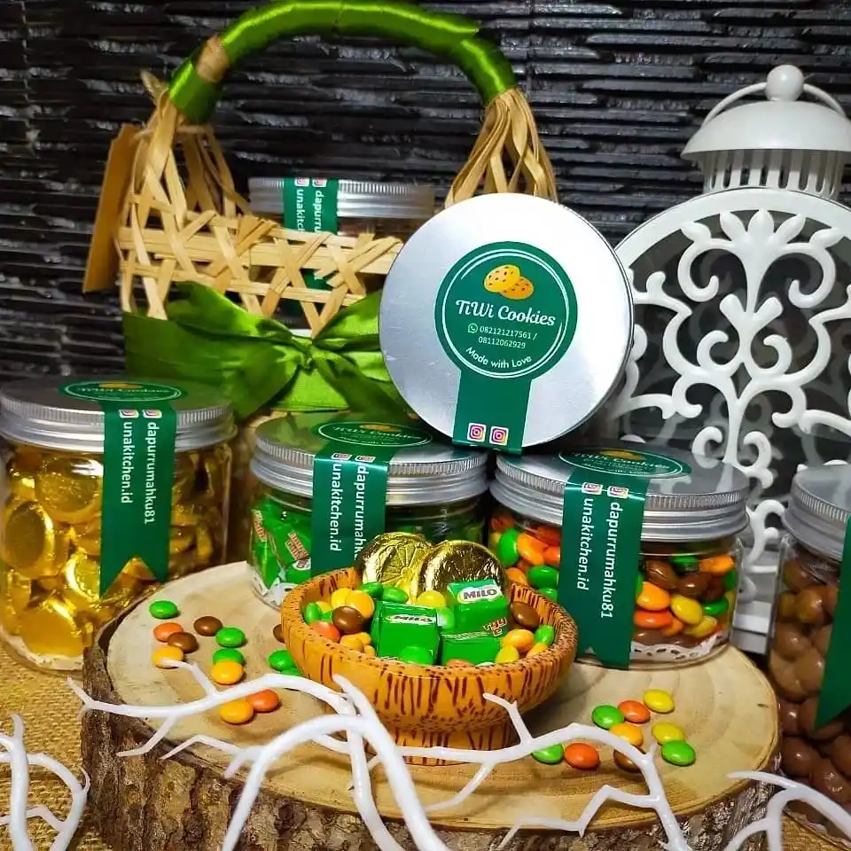 cetak-label-stiker-transparan-terdekat-kemasan-makanan-minuman-packaging-gorontalo