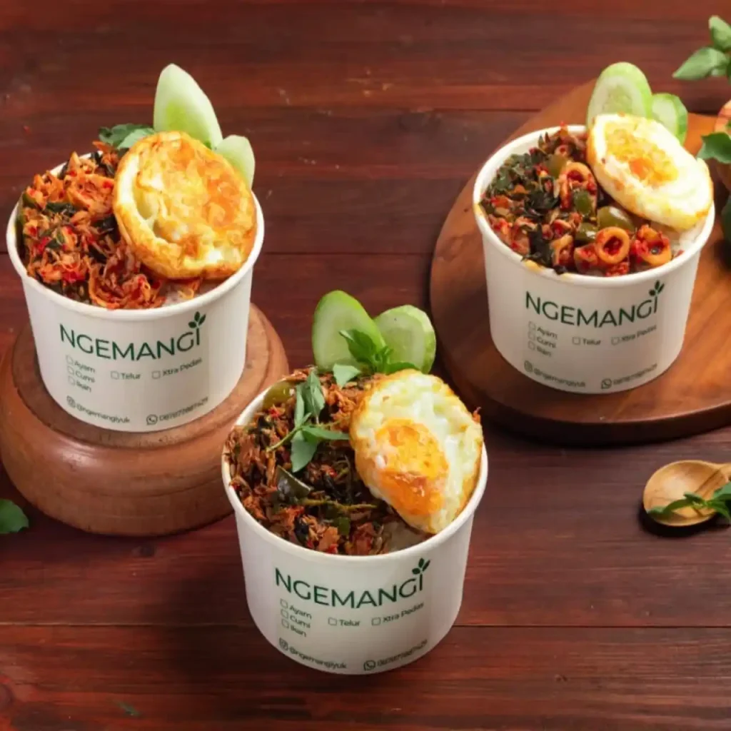 Stiker kemasan Ngemangi dengan bahan vinyl transparan hasil cetak di toko stiker terdekat bekasi