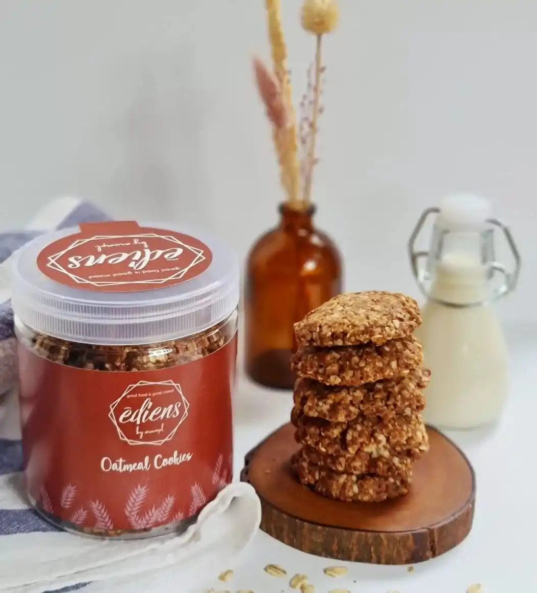 stiker kue lebaran untuk toples kuker berbahan kromo & vinyl